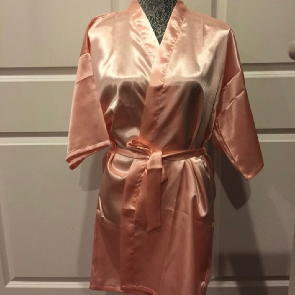 NWOT Satin Robe in Peach